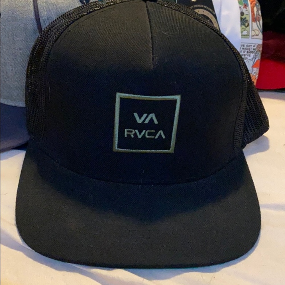 Rvca hat